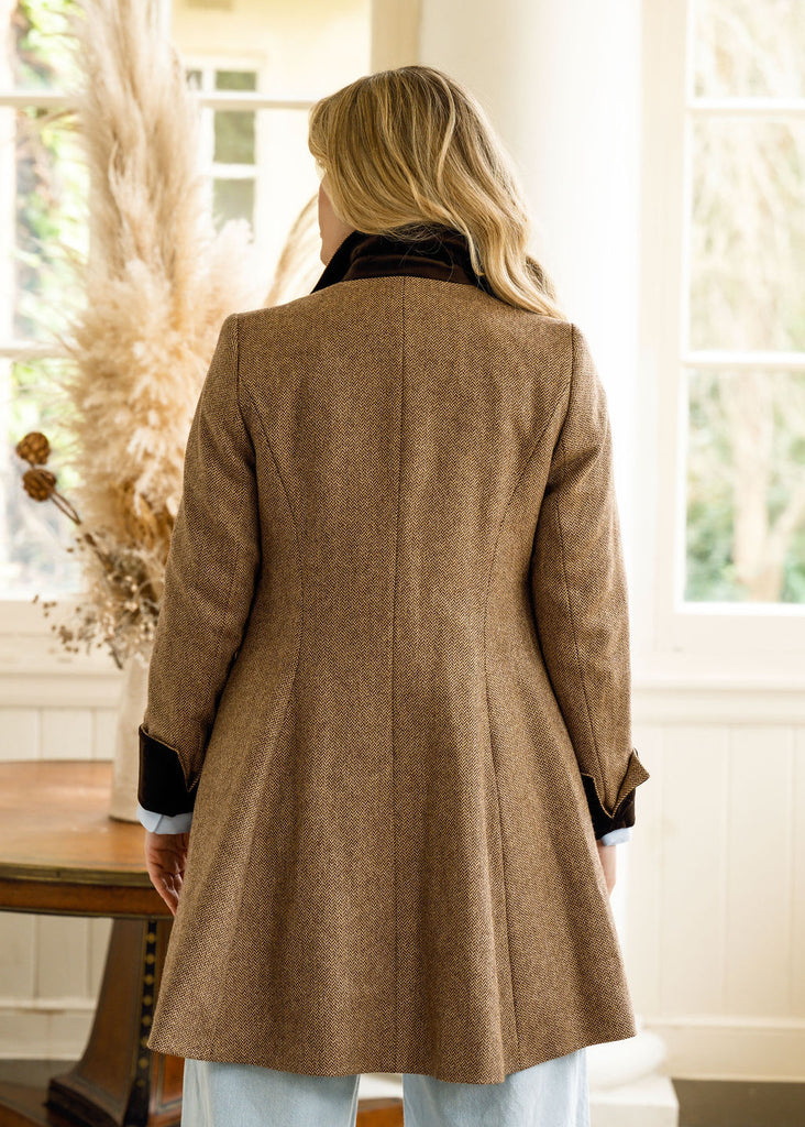 Herringbone tweed jacket 
Winter tweed jacket 