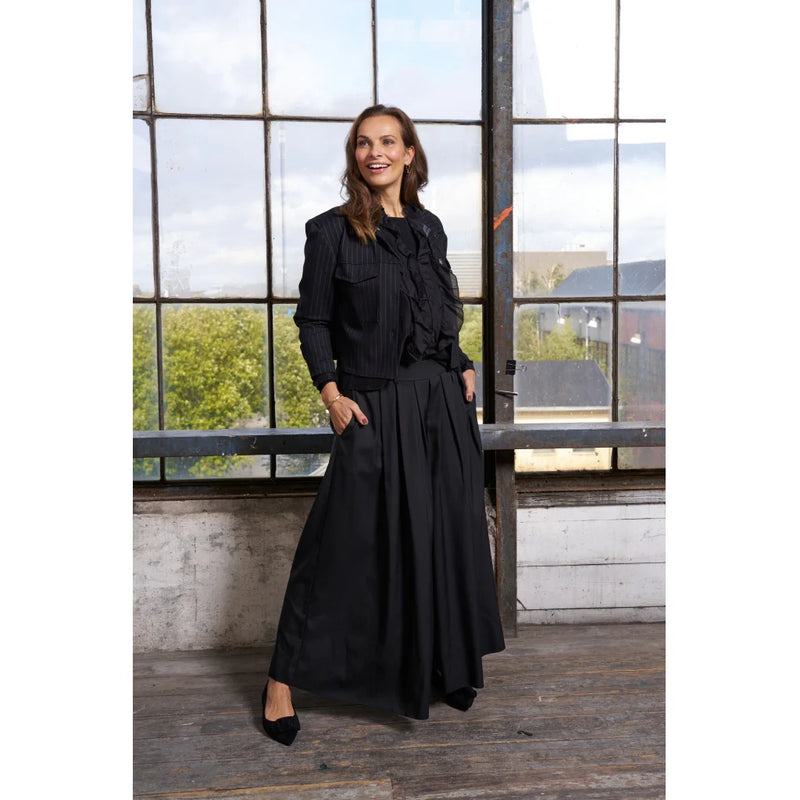 Megan wide legged trouser