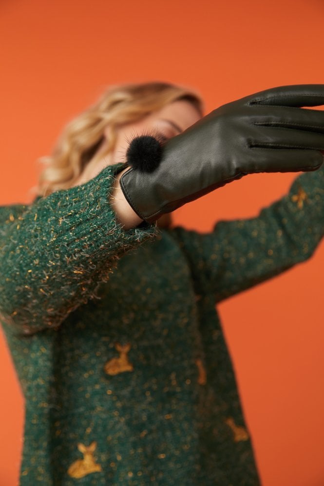 Leather gloves with mink bobble